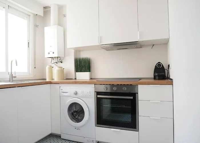 Puerto Banus - Modern Apartament, 2 Bedrooms شقة