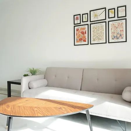 Puerto Banus - Modern Apartament, 2 Bedrooms Apartment *