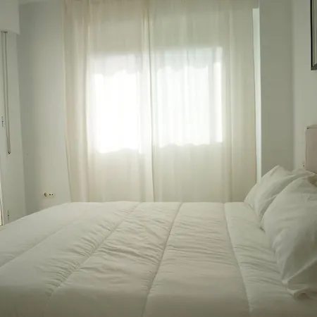 Puerto Banus - Modern Apartament, 2 Bedrooms * Marbella