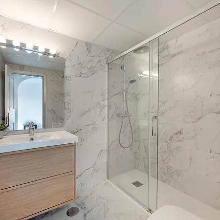 Puerto Banus - Modern Apartament, 2 Bedrooms Apartment Marbella