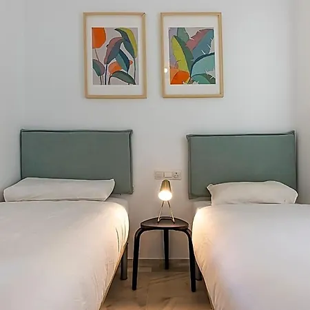 Puerto Banus - Modern Apartament, 2 Bedrooms *