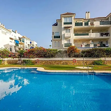 Puerto Banus - Modern Apartament, 2 Bedrooms 아파트 *