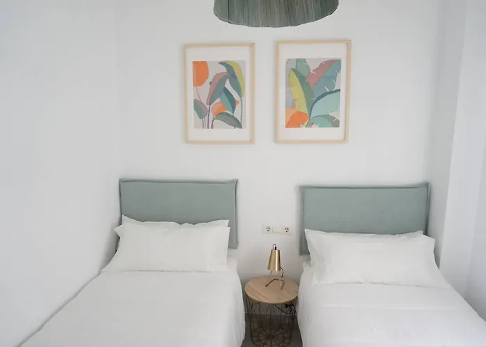 Puerto Banus - Modern Apartament, 2 Bedrooms *